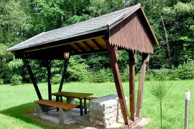 Alte Talsperre Daire *